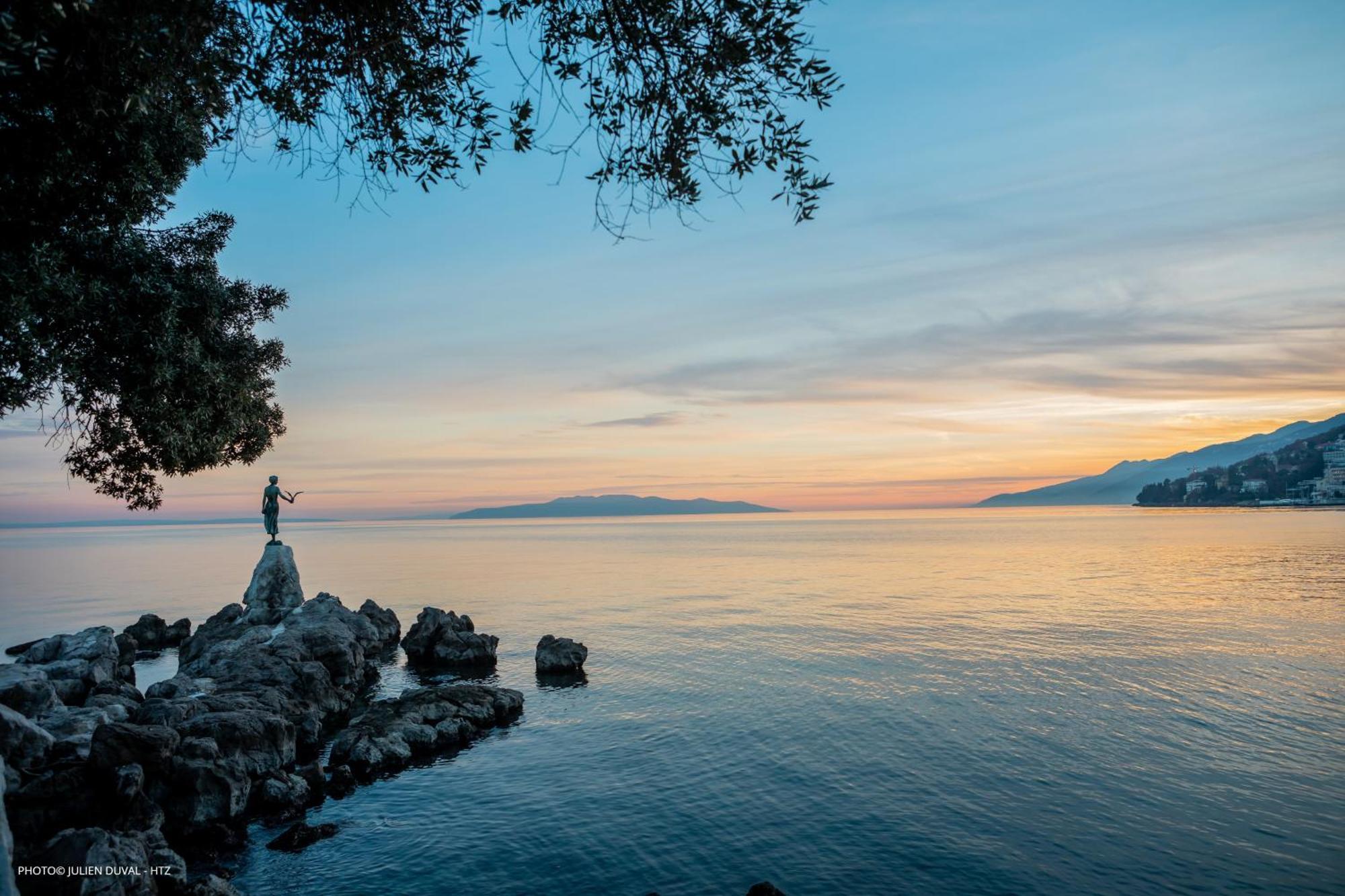 Keight Hotel Opatija, Curio Collection By Hilton ภายนอก รูปภาพ