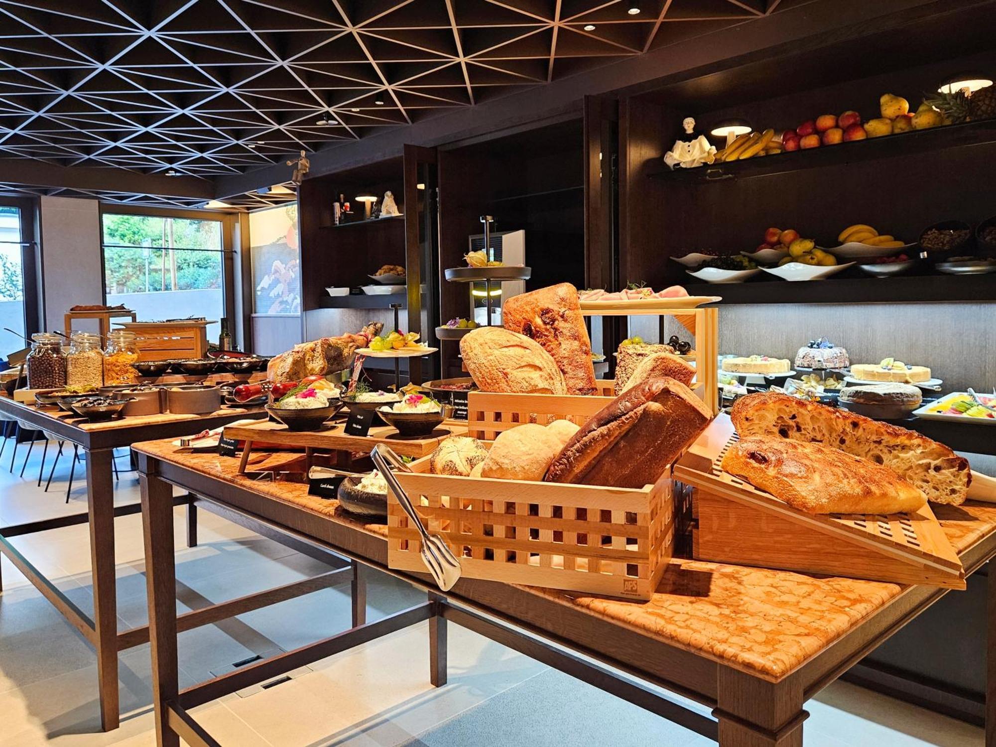 Keight Hotel Opatija, Curio Collection By Hilton ภายนอก รูปภาพ