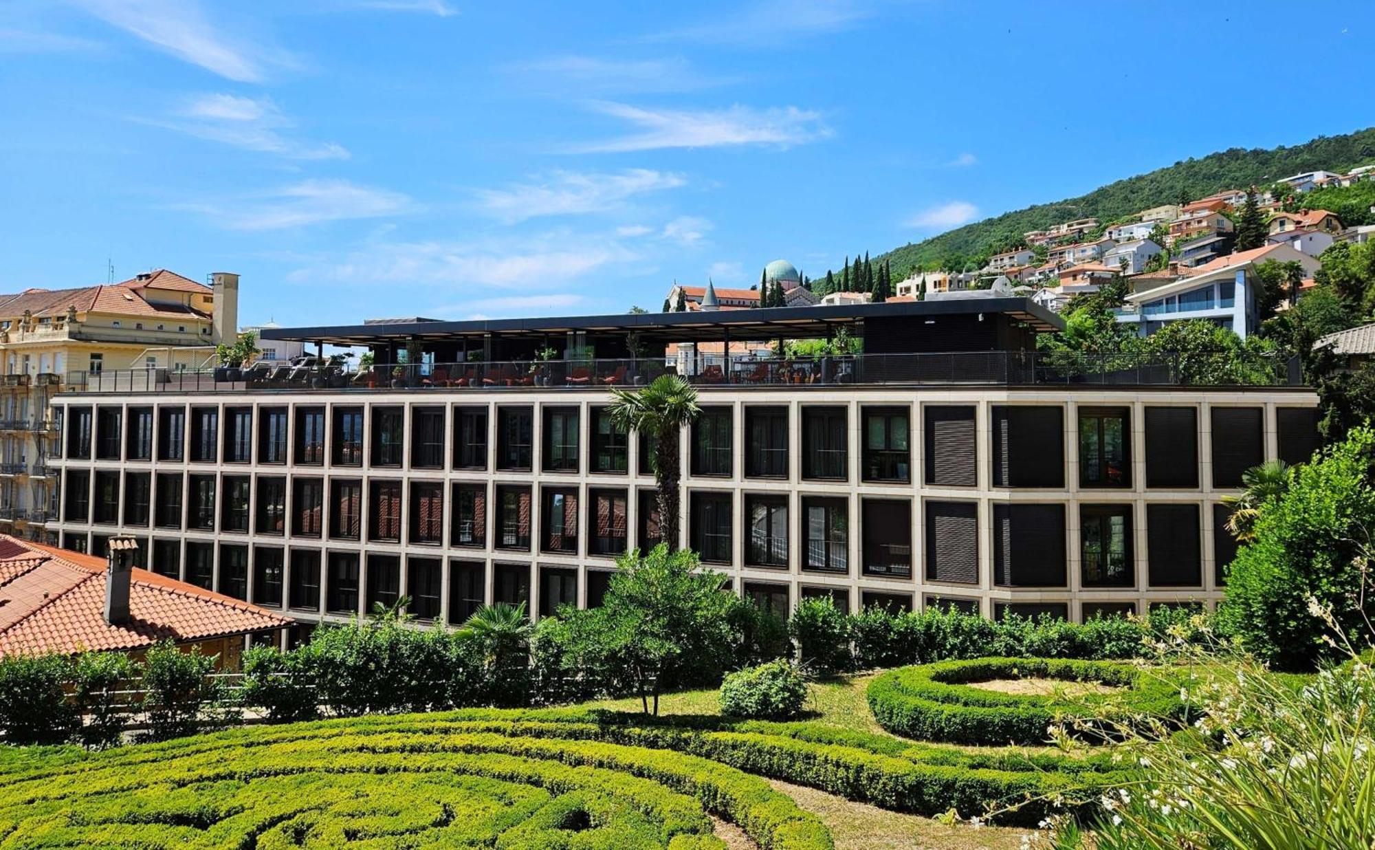 Keight Hotel Opatija, Curio Collection By Hilton ภายนอก รูปภาพ