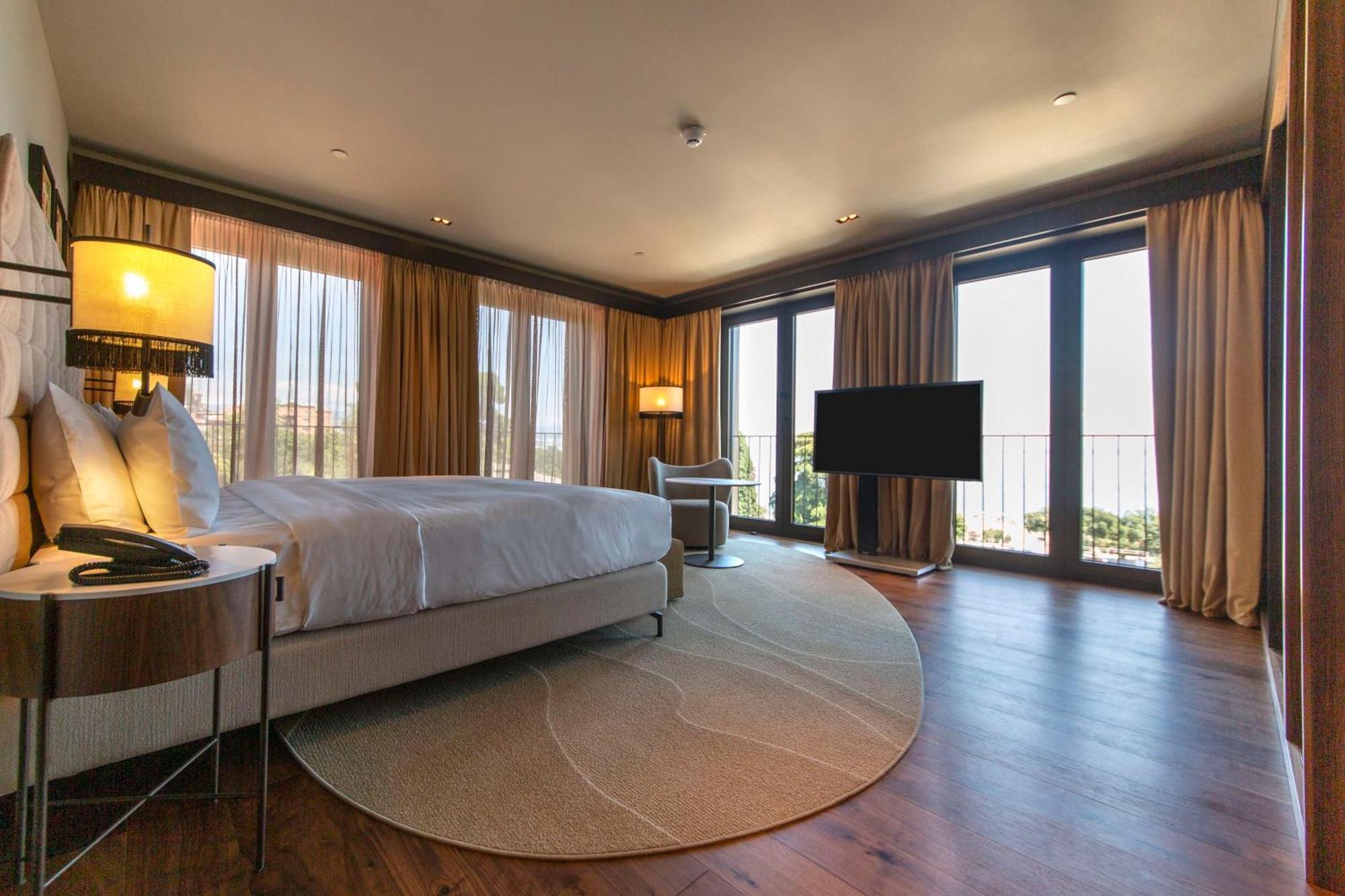 Keight Hotel Opatija, Curio Collection By Hilton ภายนอก รูปภาพ